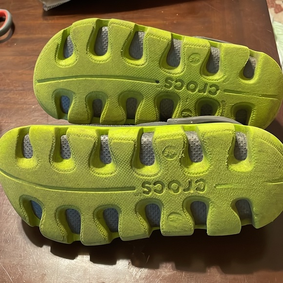 Crocs - Picture 3 of 3